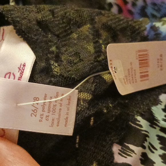 CACIQUE BABYDOLL, SIZE 26/28, COLORFUL, NWT - Picture 4 of 5